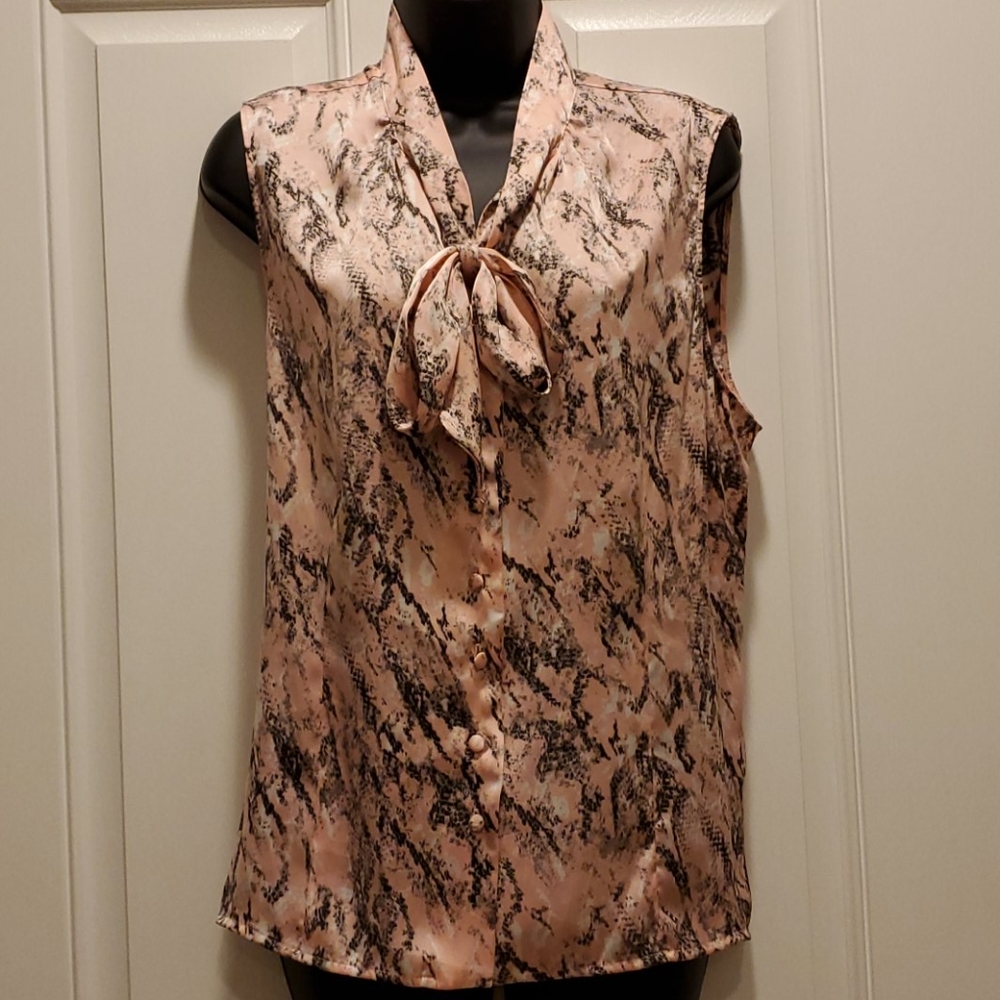 Tahari Sleeveless Tie Neck Button-Up Dress Shirt